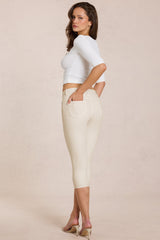 Mid-Rise Capri Jeans in Ivory