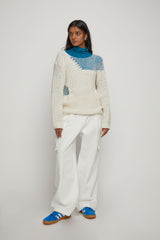 DISTRESSED SWEATER