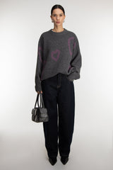 HEART SPRAY PAINT EFFECT SWEATER