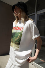 OVERSIZED GRAPHIC T-SHIRT