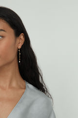 CIRCLE CHAIN EARRING