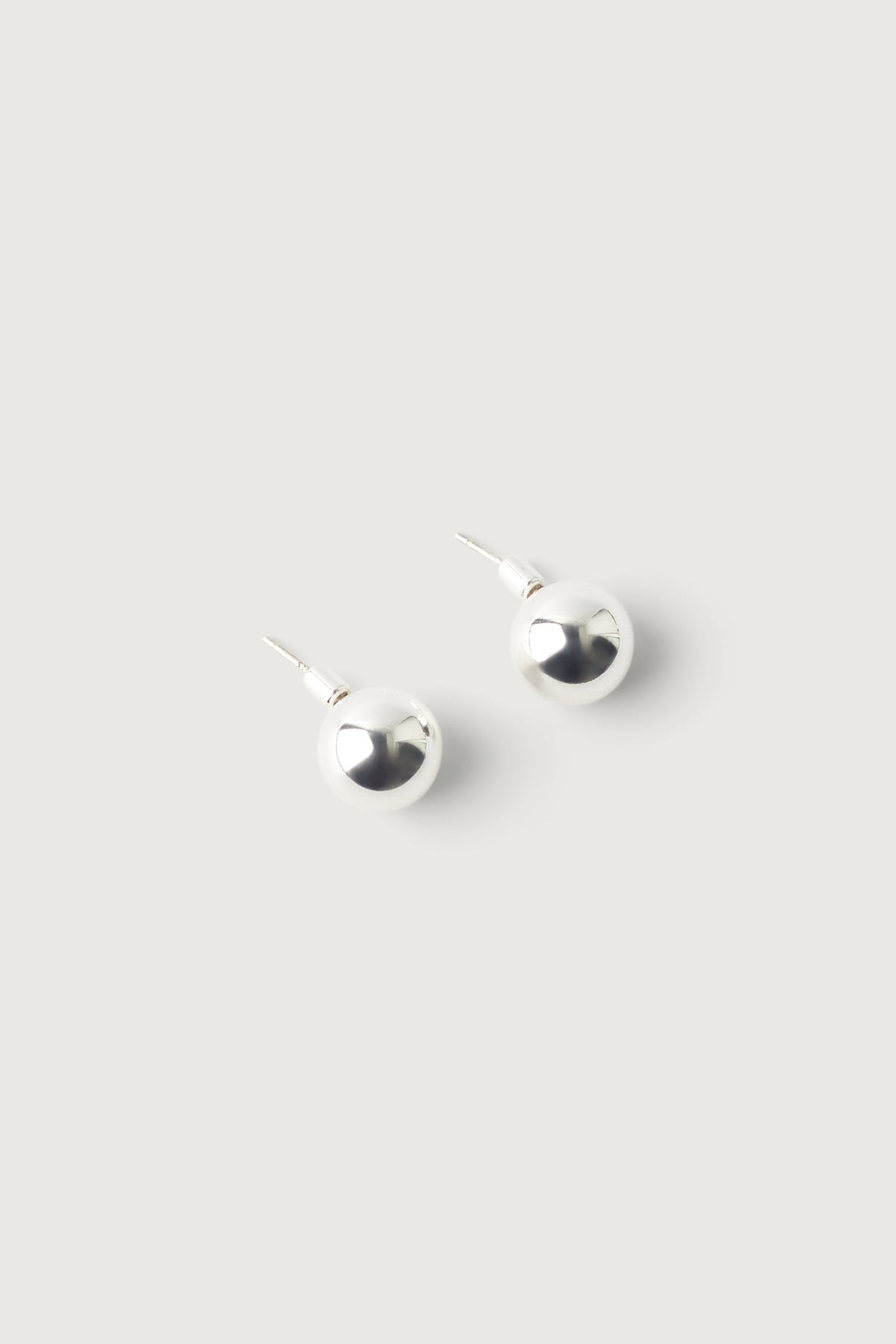 LARGE BALL EARRING