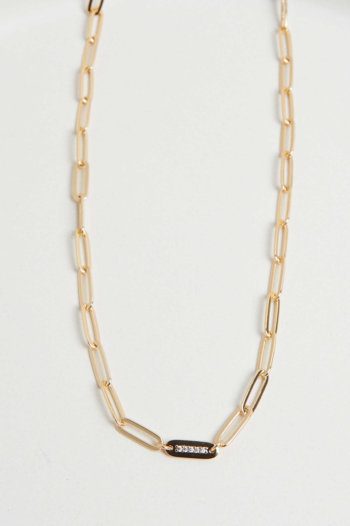 LINK CHAIN NECKLACE WITH PENDANT
