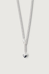 CURB CHAIN NECKLACE WITH HEART PENDANT