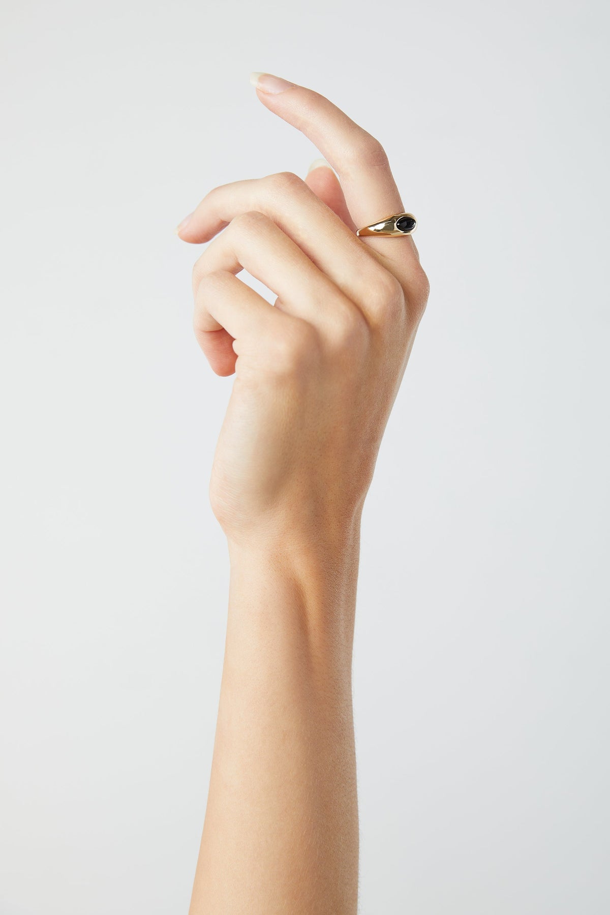 OVAL STONE RING