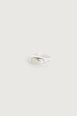 OVAL STONE RING