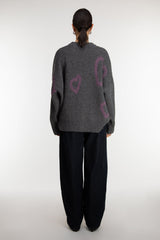 HEART SPRAY PAINT EFFECT SWEATER